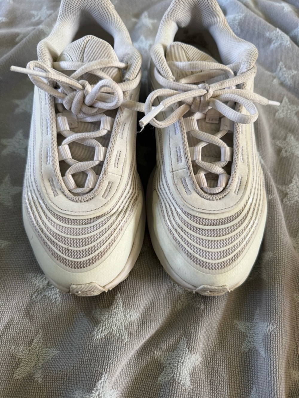 Nike Airmax woman’s shoes- white